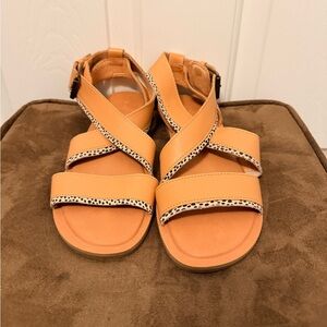 Toms Women’s Size 8.5 Tan Sidney Sandals